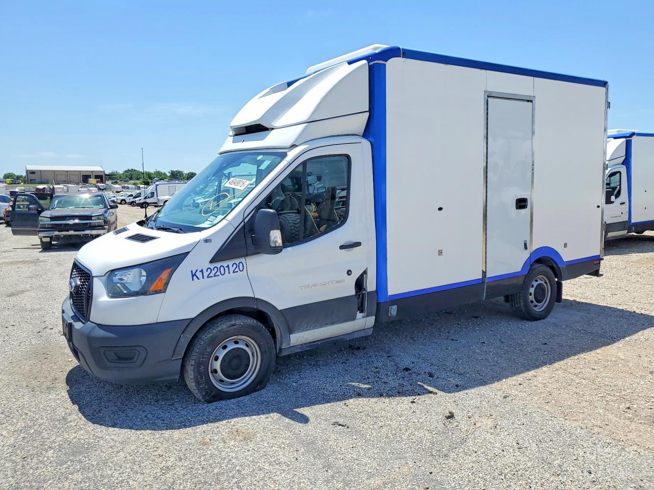 Salvage Ford Transit Image