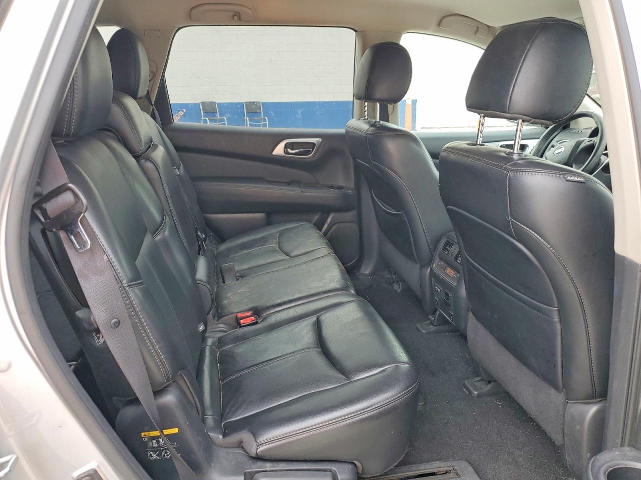 Nissan Pathfinder Sl