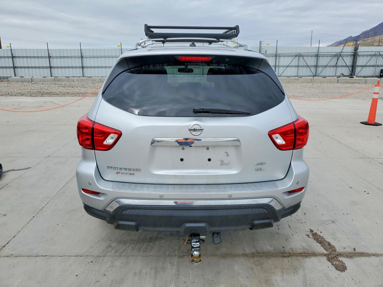 Nissan Pathfinder Sl