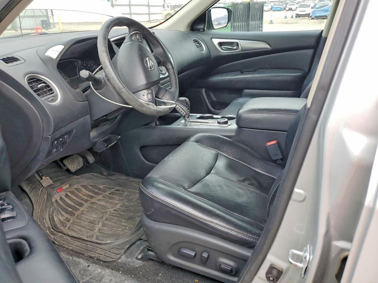 Nissan Pathfinder Sl