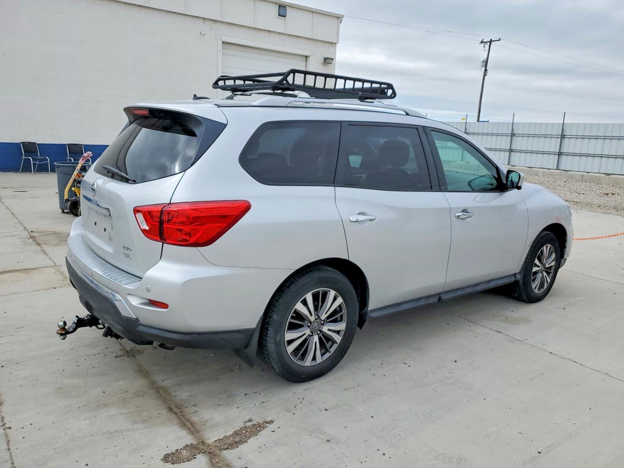 Nissan Pathfinder Sl