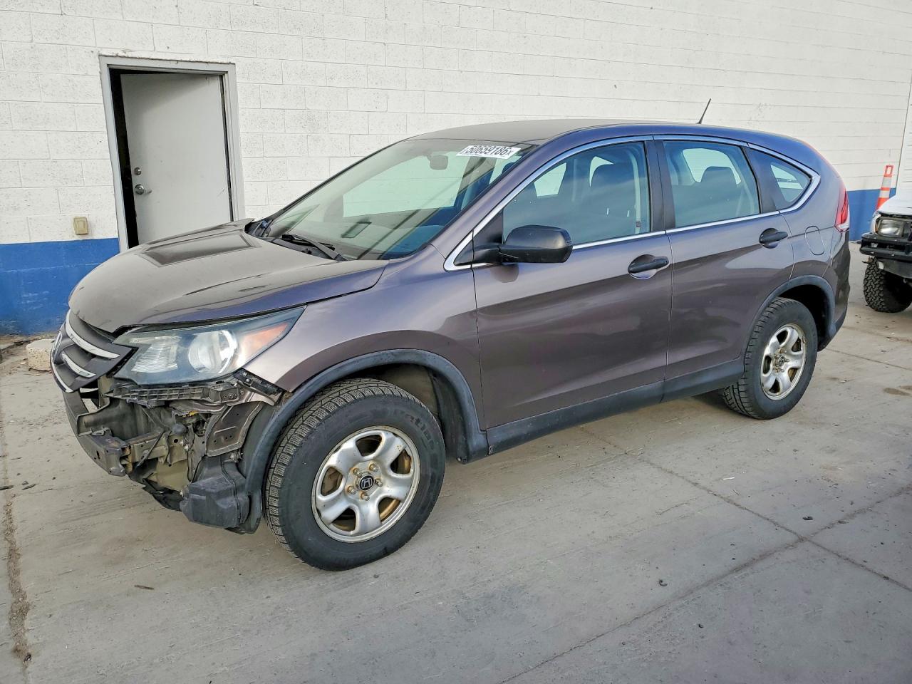 Salvage Honda Crv Image