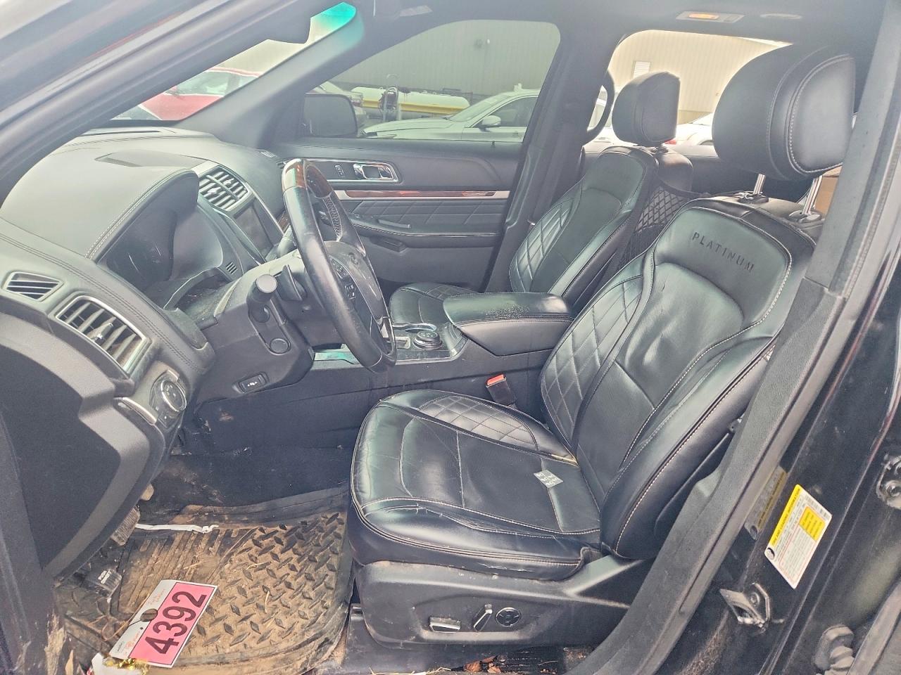 Ford Explorer Platinum
