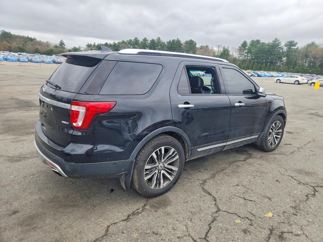 Ford Explorer Platinum