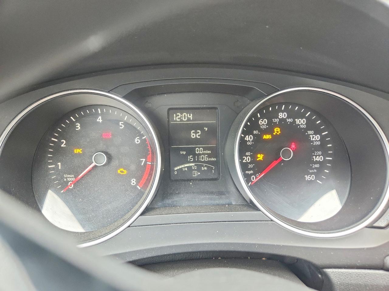 Volkswagen Jetta S