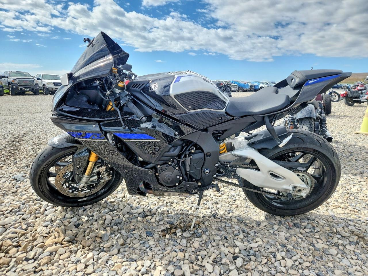 Yamaha Yzfr1m