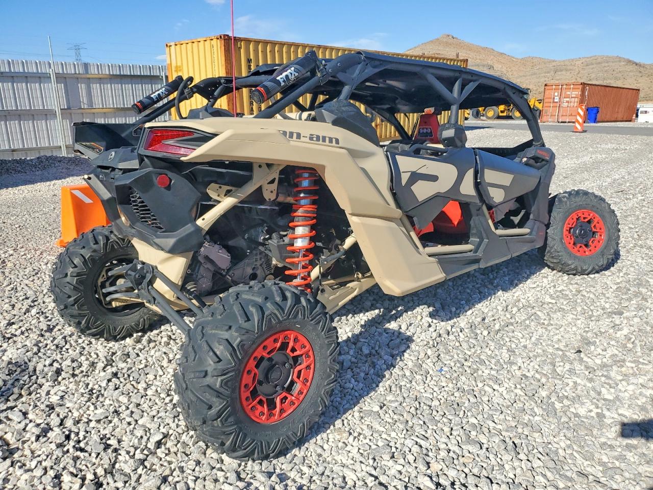 Can-Am Maverick X3