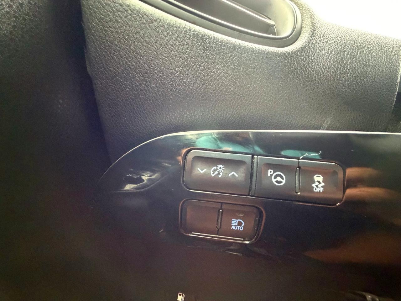 Toyota Prius Le