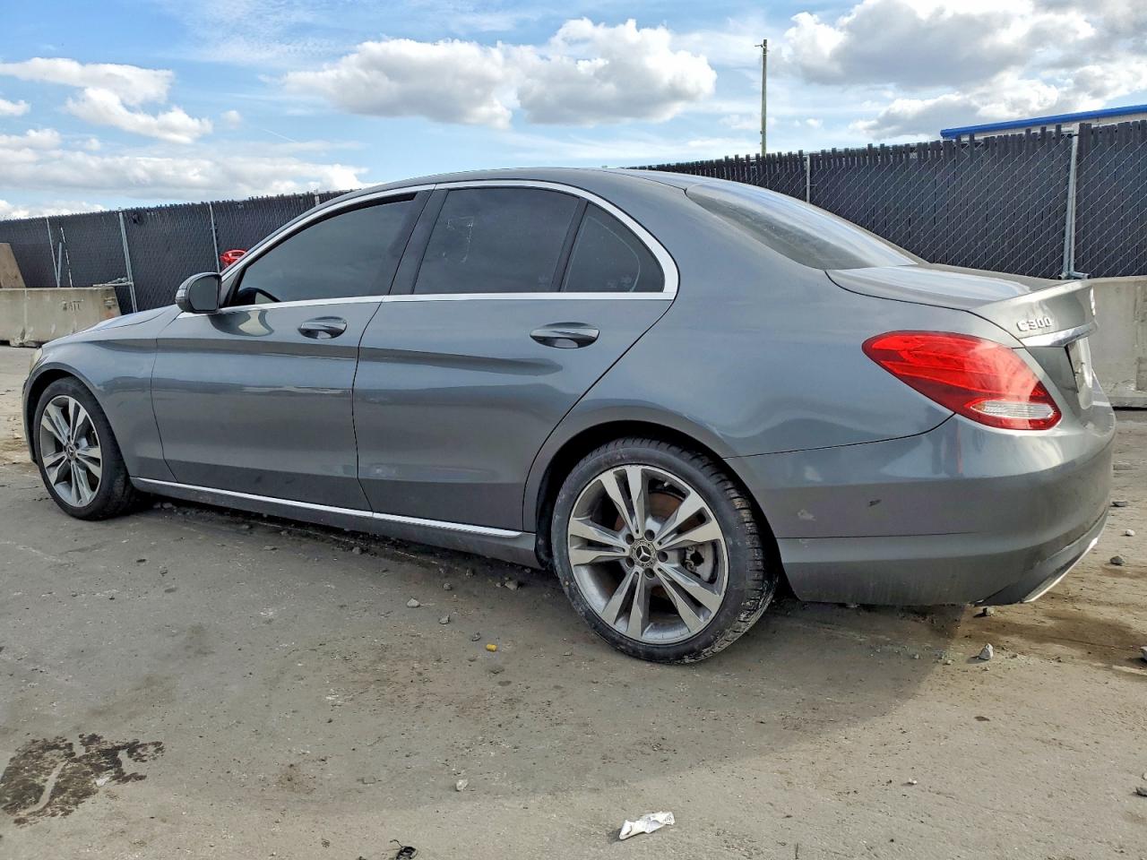 Mercedes-Benz C-Class 300