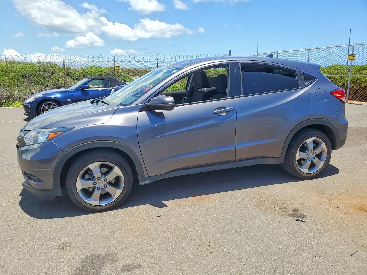 Salvage Honda HR-V Image