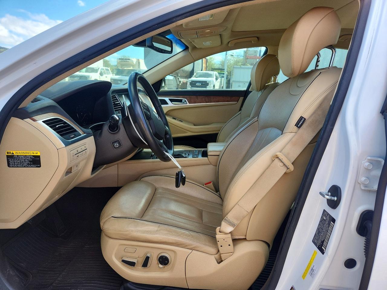 Hyundai Genesis 5.0l