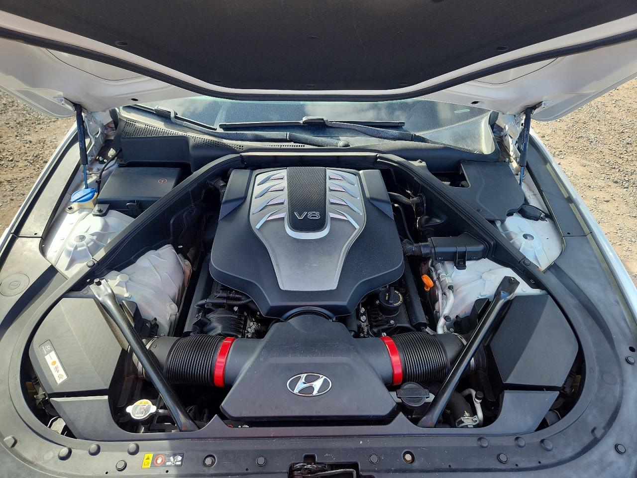 Hyundai Genesis 5.0l