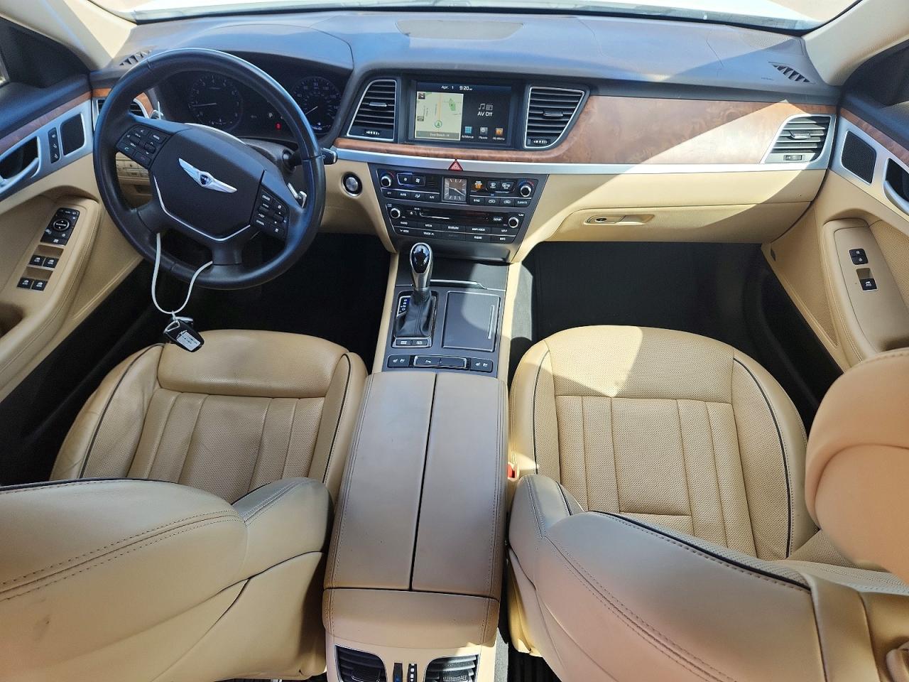 Hyundai Genesis 5.0l