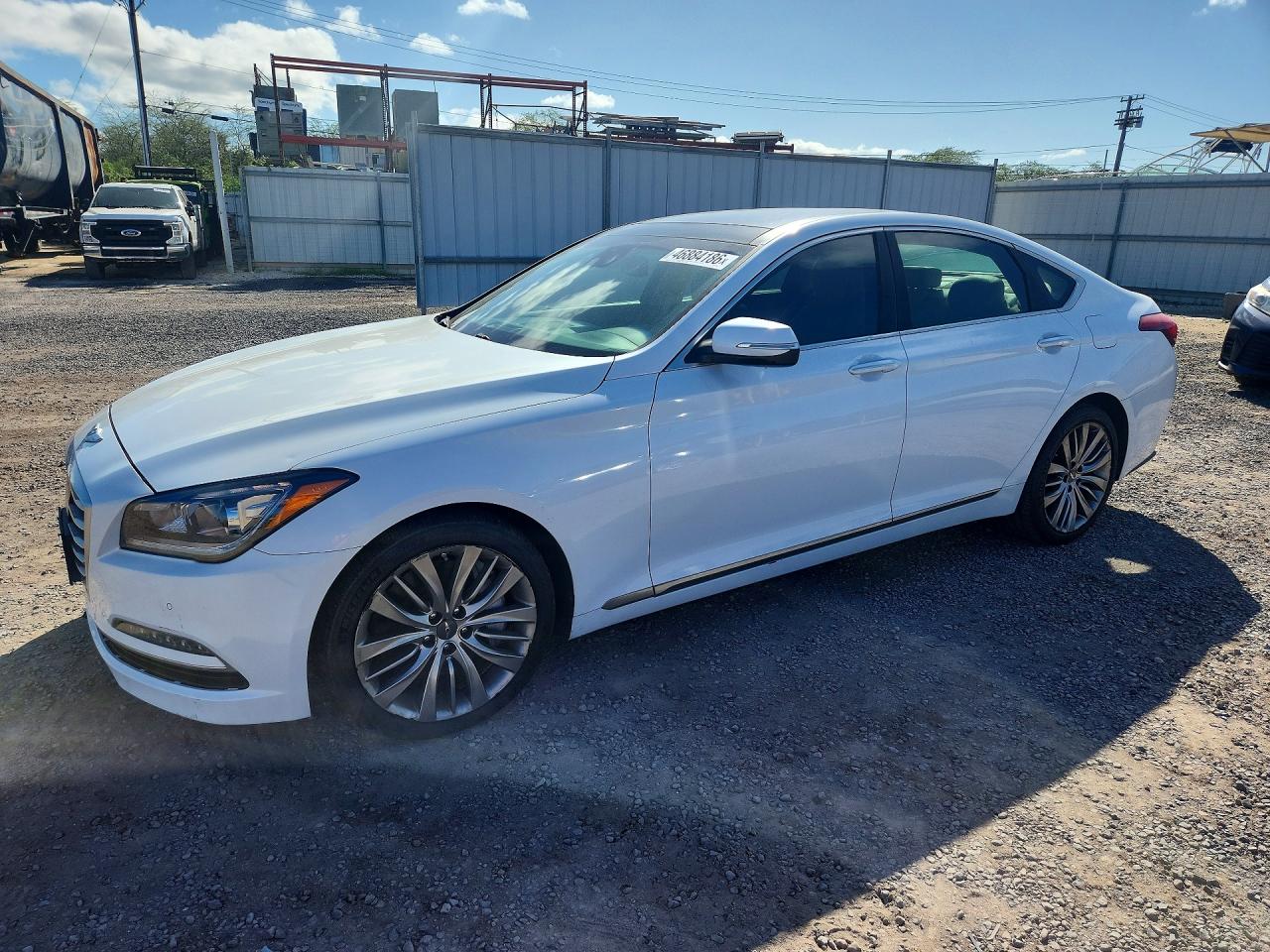 Salvage Hyundai Genesis Image