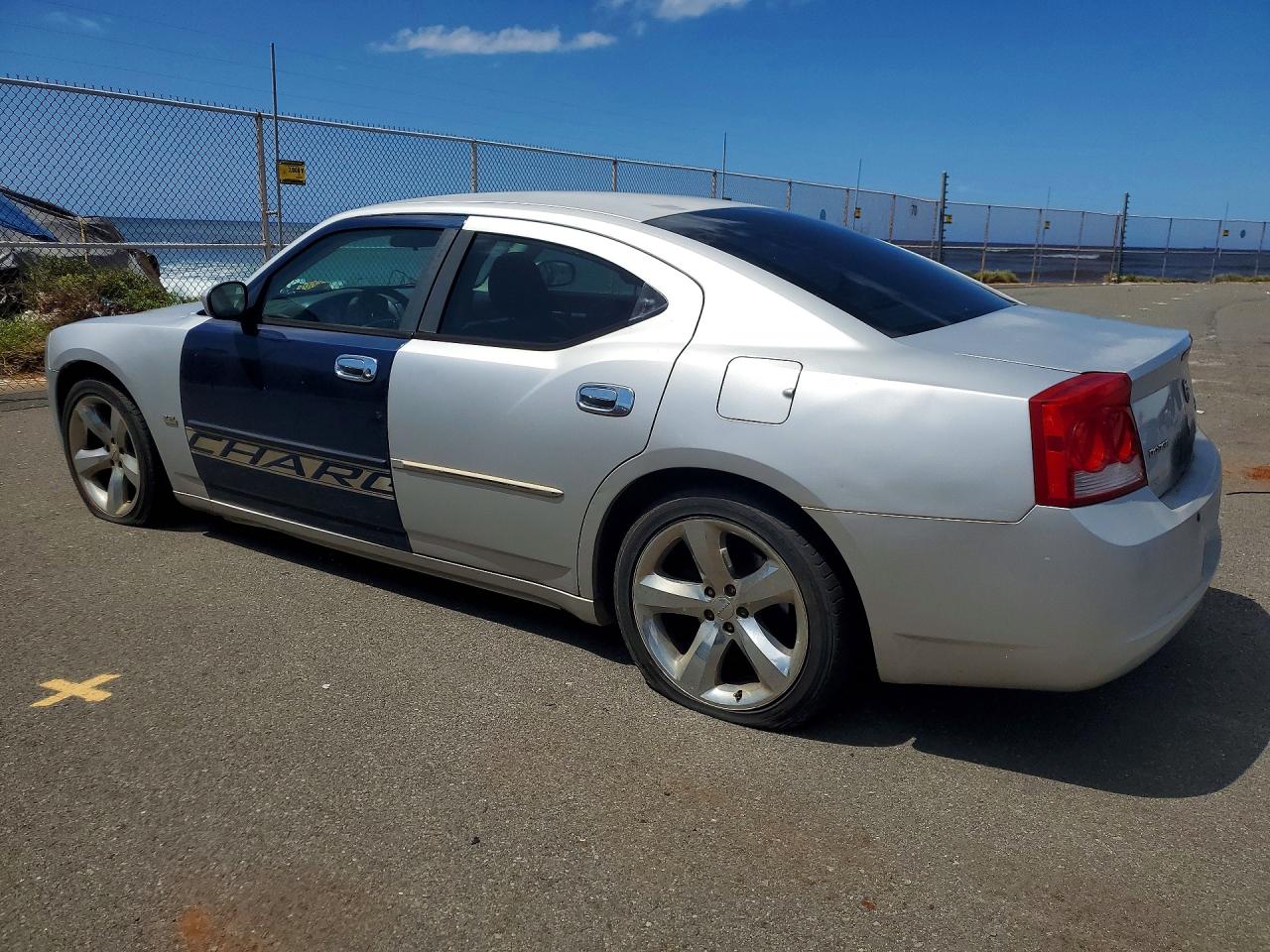 Dodge Charger Sxt