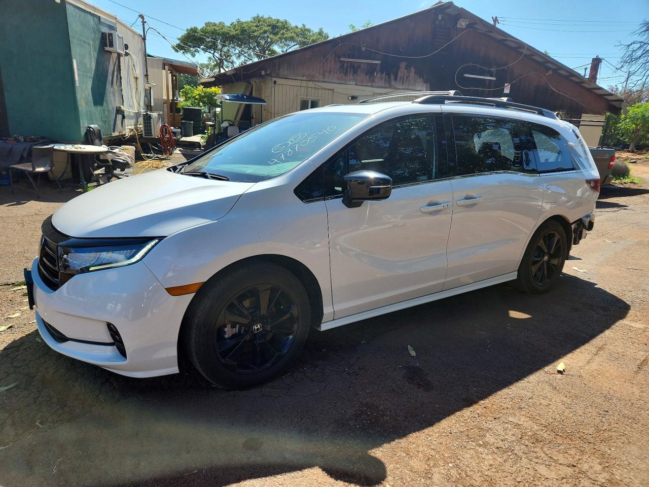 Salvage Honda Odyssey Image