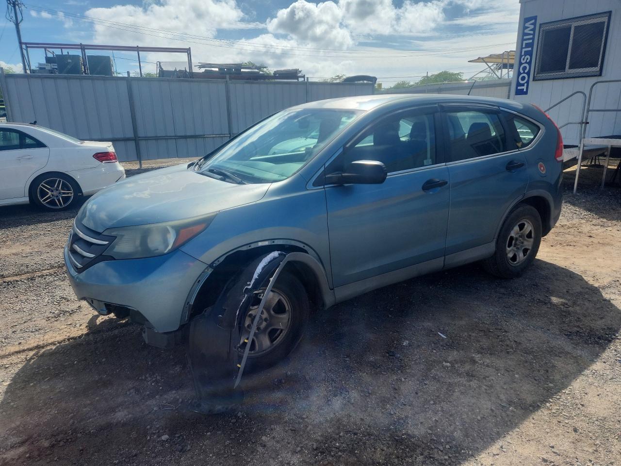 Salvage Honda Crv Image