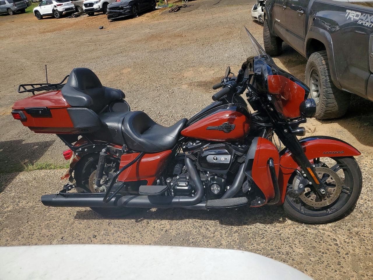 Salvage Harley-Davidson Fl Image