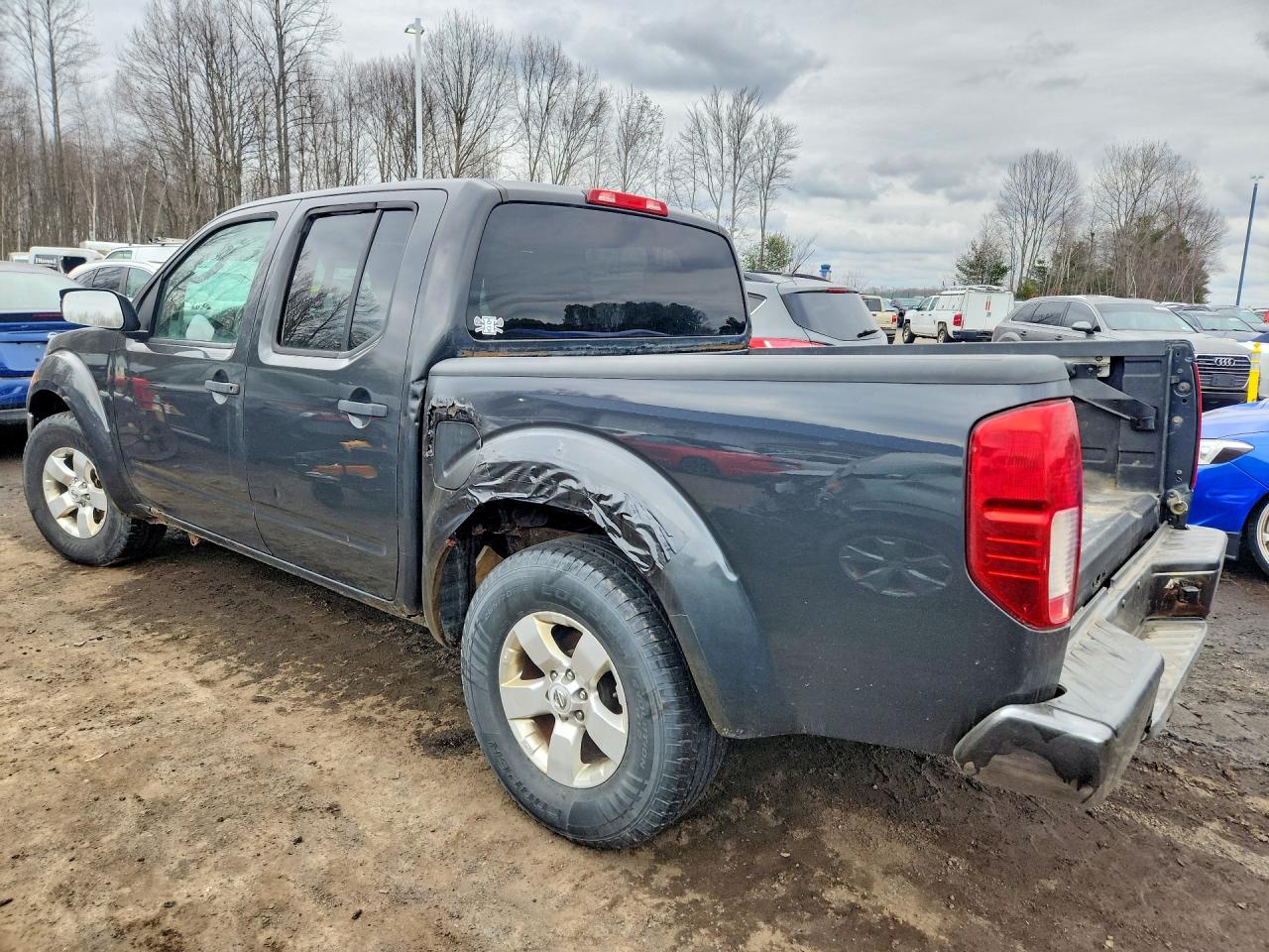 Nissan Frontier Se V6