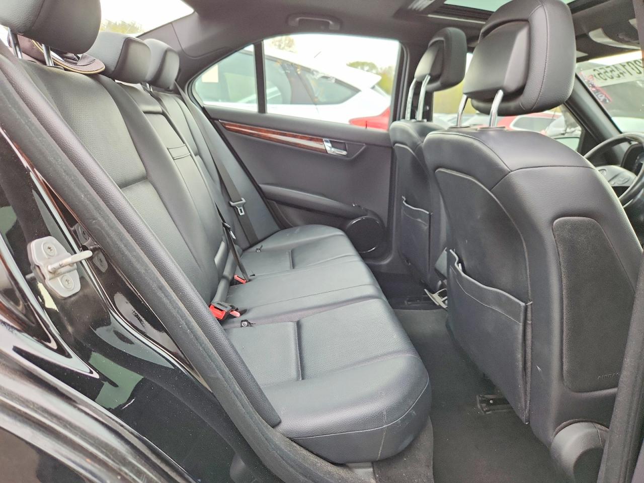 Mercedes-Benz C-Class 300 4matic