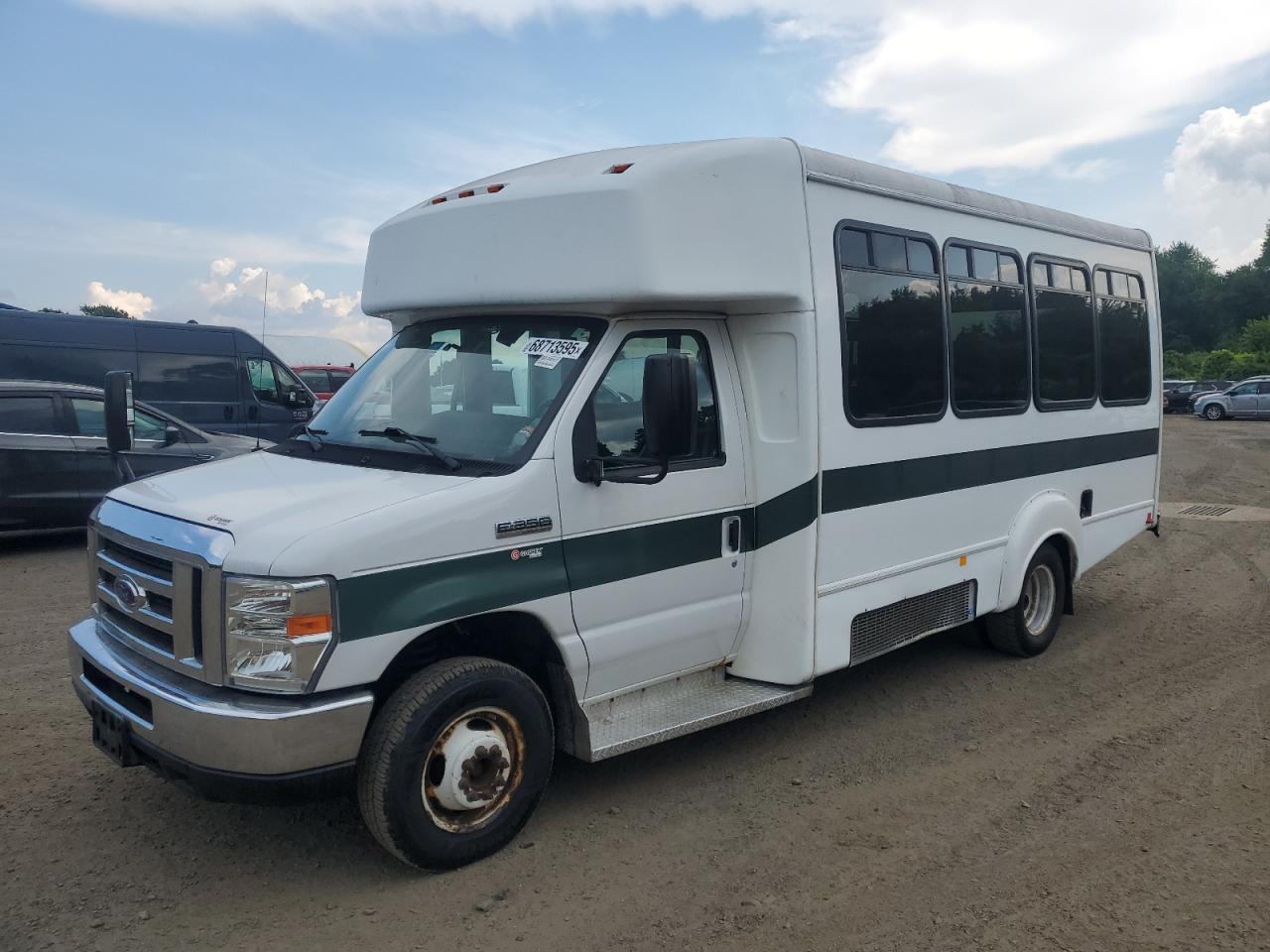 Salvage Ford Econoline Image