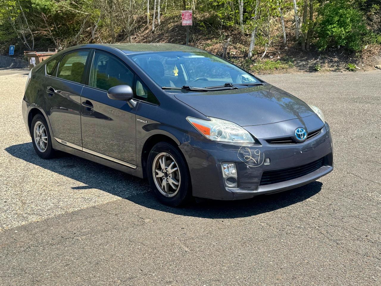 Salvage Toyota Prius Image