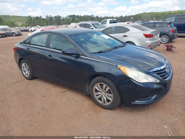 Salvage Hyundai SONATA Image