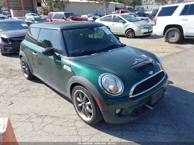Salvage MINI Cooper S Image