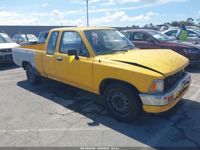 Salvage Toyota Pickup Image