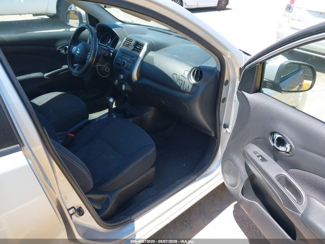 Nissan Versa 1.6 Sv
