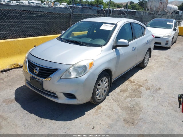 Nissan Versa 1.6 Sv