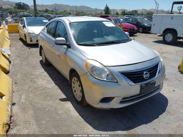 Salvage Nissan Versa Image