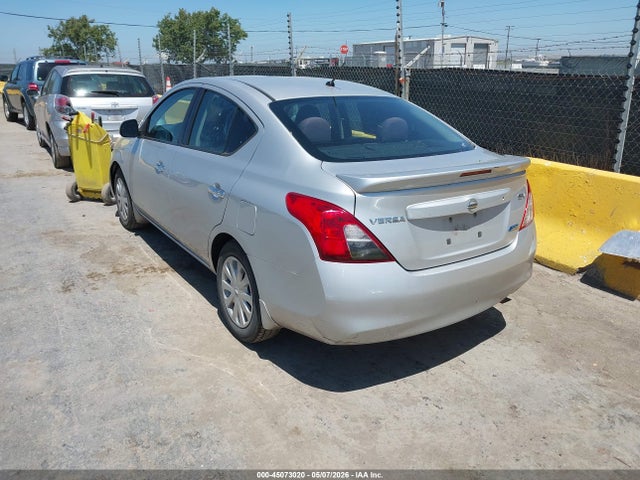 Nissan Versa 1.6 Sv