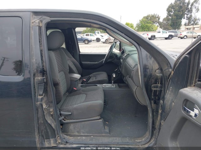 Nissan Frontier Se