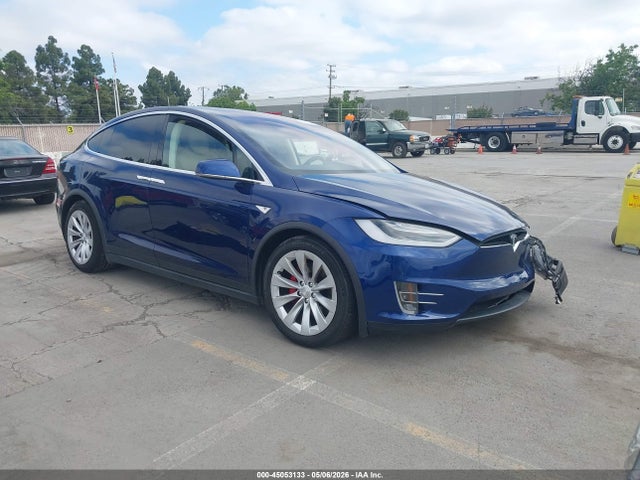 Salvage Tesla Model X Image