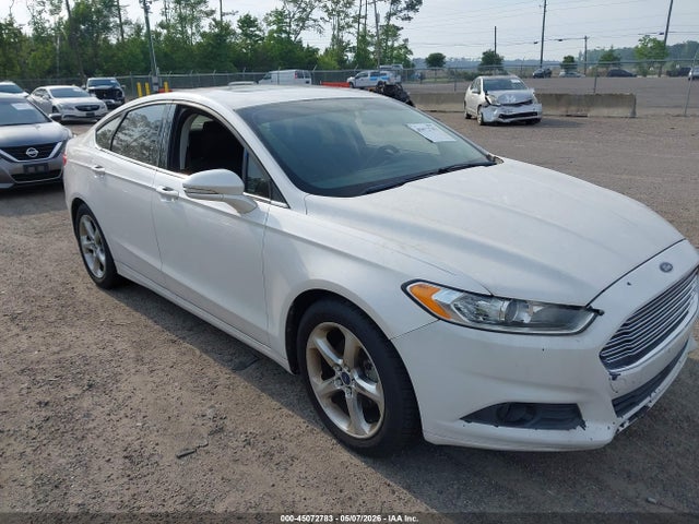 Salvage Ford Fusion Image