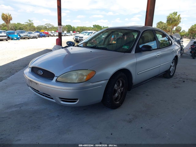 Ford Taurus Se