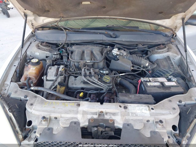 Ford Taurus Se