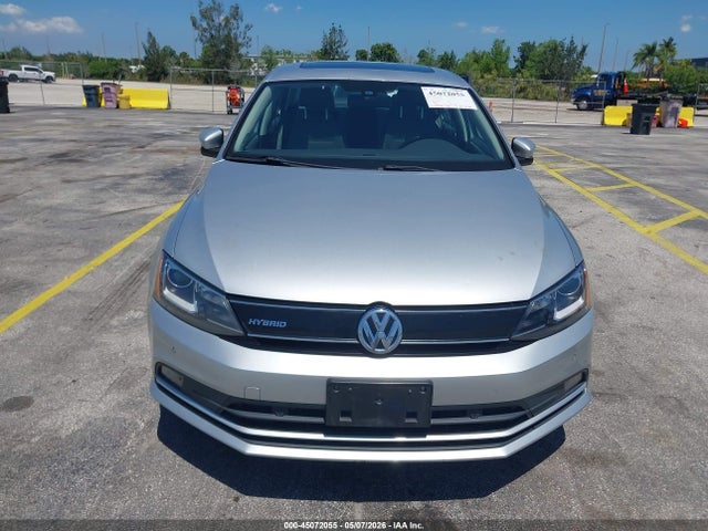Volkswagen Jetta Sel Premium