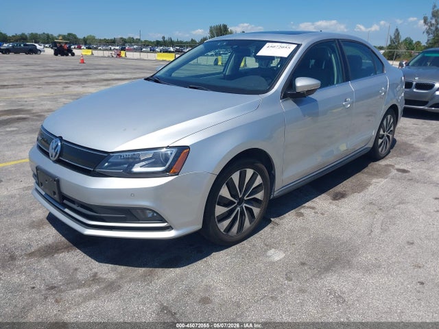 Volkswagen Jetta Sel Premium