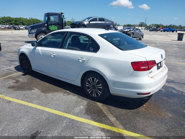 Volkswagen Jetta 2.0l S