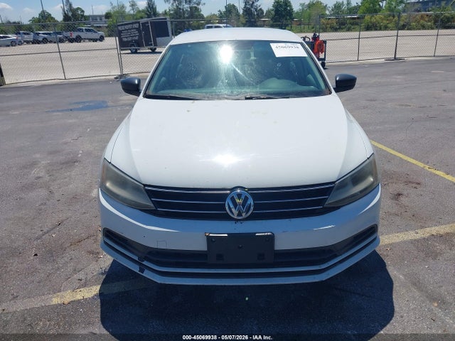 Volkswagen Jetta 2.0l S