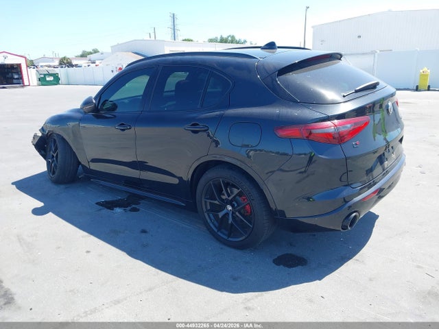 Alfa Romeo Stelvio Ti Sport Awd