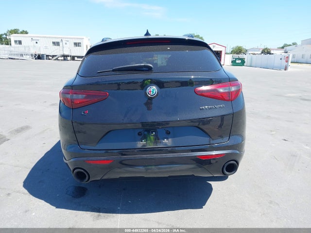 Alfa Romeo Stelvio Ti Sport Awd