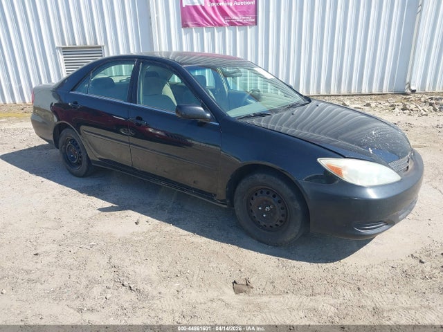 Salvage Toyota Camry Image