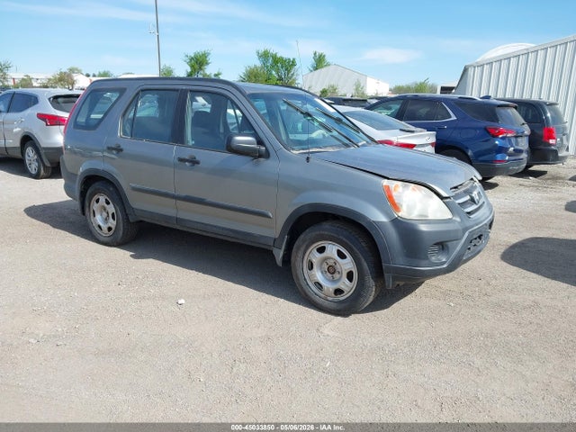 Salvage Honda CR-V Image