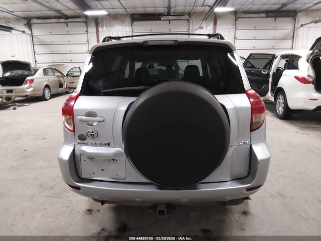 Toyota RAV4 Sport V6