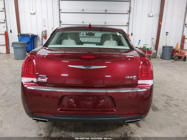 Chrysler 300c Awd