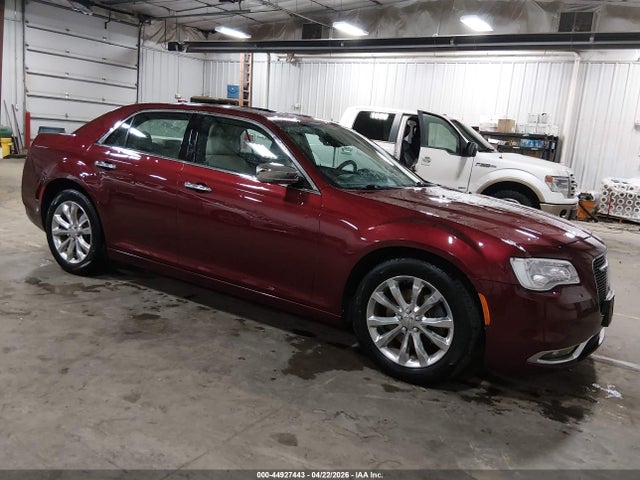 Salvage Chrysler 300c Image