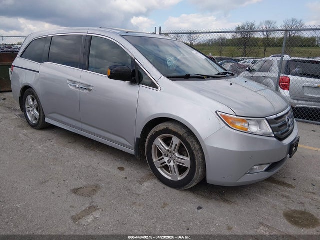 Salvage Honda Odyssey Image
